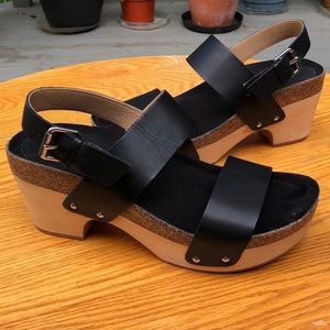 Latigo Clog Sandals
